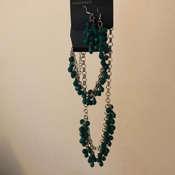 4 piece matching jewelry set - Picture 2 of 5